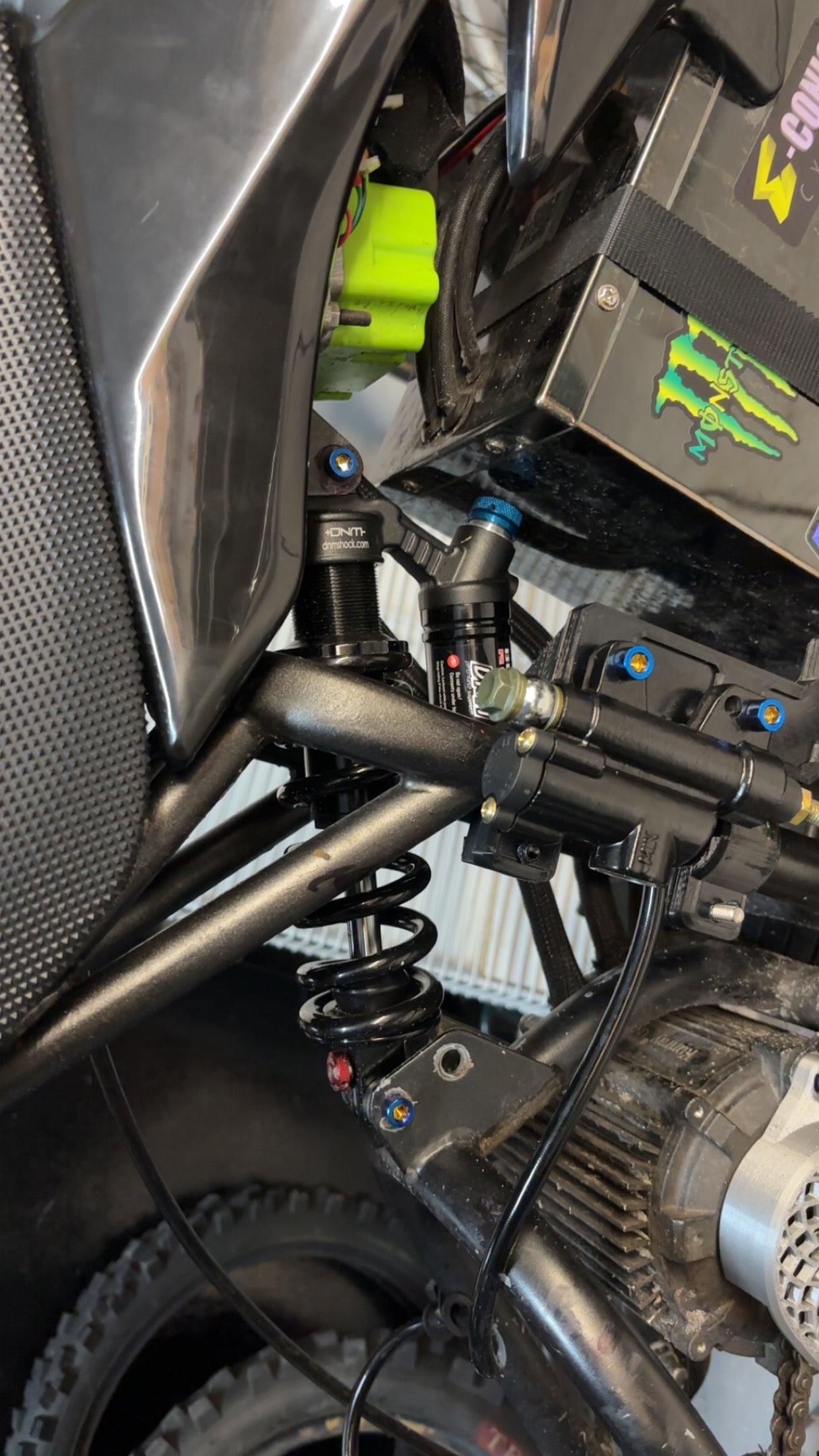 Razor Full Titanium Bolt Kit